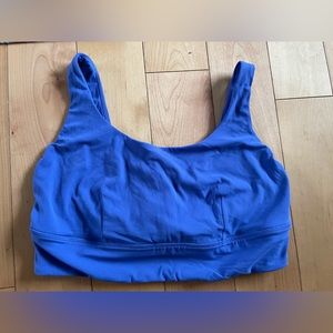 Lululemon Size 14 Sports Bra in periwinkle blue. EUC